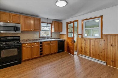 34 Bellmore Dr, Pawtucket, RI 02861 - photo 7