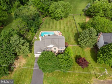 5530 Hodges Rd, Sykesville, MD 21784 - photo 2