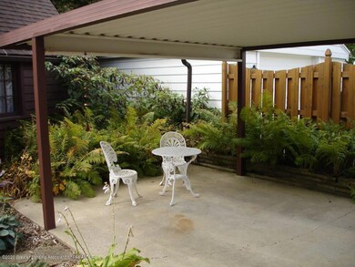 215 Spencer St, Lansing, MI 48915 - photo 2