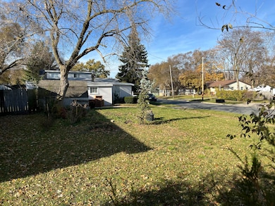 150 Frontenac St SE, Grand Rapids, MI 49548 - photo 3