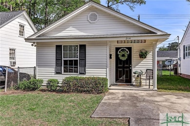 2114 E 43rd St, Savannah, GA 31404 - photo 2