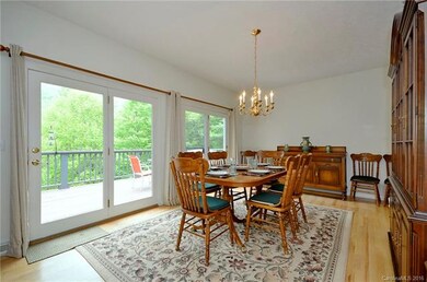 Spacious Dining Area that Opens onto Deck