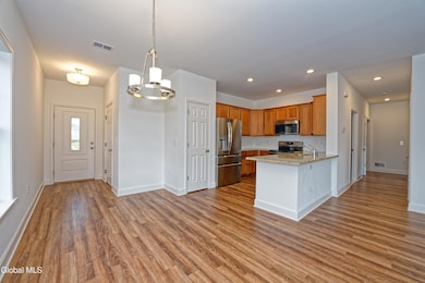 8 Kendra Ct, Colonie, NY 12047 - photo 4