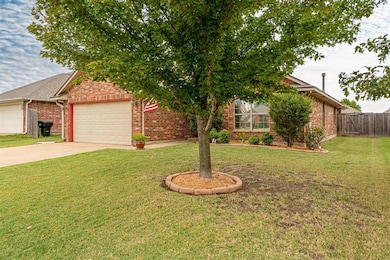 1741 SW 33rd St, Moore, OK 73160 - photo 4