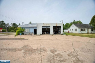 421 Main St S, Aurora, MN 55705 - photo 2