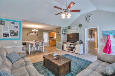 135 Indian Springs Cir, Manchester, TN 37355 - photo 2