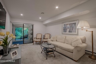 10 Friendship Ct, Red Bank, NJ 07701 - photo 3