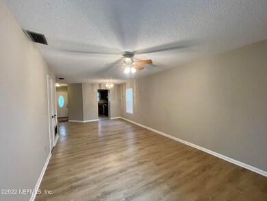 8850 Cavender Dr, Jacksonville, FL 32216 - photo 7