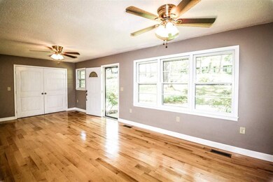 214 Evergreen Dr, Walhalla, SC 29691 - photo 7