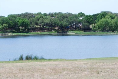 4073 Whitecrest Dr, Whitney, TX 76692 - photo 4