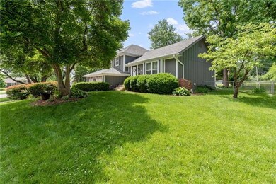 12111 W 56th St, Shawnee, KS 66216 - photo 3