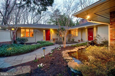 6512 Lakeview Dr, Falls Church, VA 22041 - photo 2