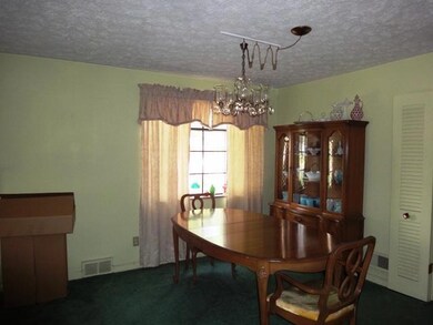 385 Garden Rd, Columbus, OH 43214 - photo 3