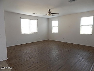 15734 W Laurel Ln, Surprise, AZ 85379 - photo 4