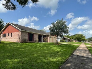 11610 Kirkmeadow Dr, Houston, TX 77089 - photo 5