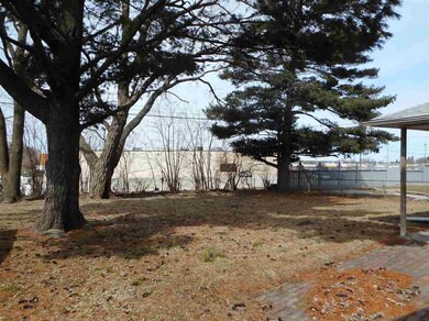 3105 Mcclain Dr, Cedar Falls, IA 50613 - photo 3