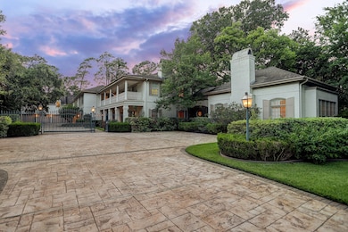 221 Kensington Ct, Houston, TX 77024 - photo 4