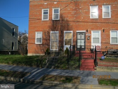5422 James Place NE unit FIRST FLOOR, Washington, DC 20019 - photo 3