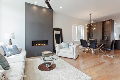 4618 S Champlain Ave, Chicago, IL 60653 - photo 5