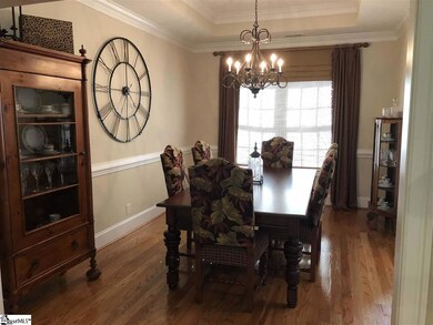 427 Hunters Cir, Greenville, SC 29617 - photo 2