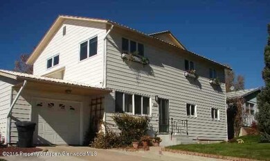 842 green