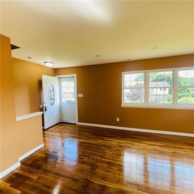 5295 Herman St, Germansville, PA 18053 - photo 2