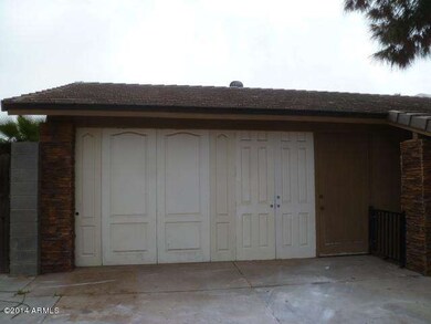 CARPORT EXTERIOR