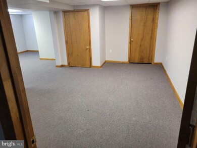 662 Oak Ave, Woodbury, NJ 08096 - photo 4