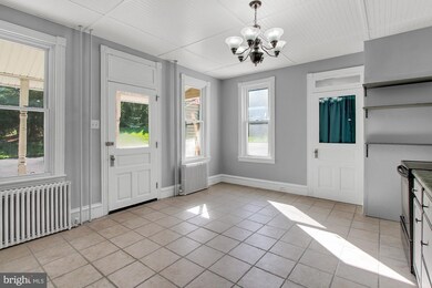 2879 Pricetown Rd, Temple, PA 19560 - photo 6