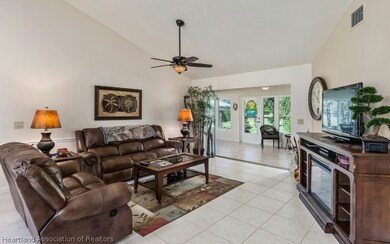 9 Meadowlake Dr, Lake Placid, FL 33852 - photo 5