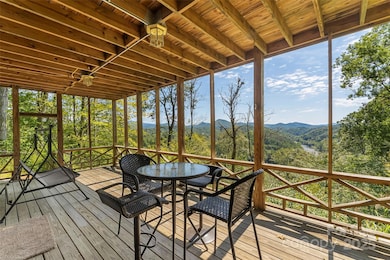 386 Old Log Rd, Green Mountain, NC 28740 - photo 4