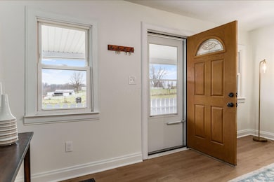 154 W Front St, New Holland, OH 43145 - photo 5