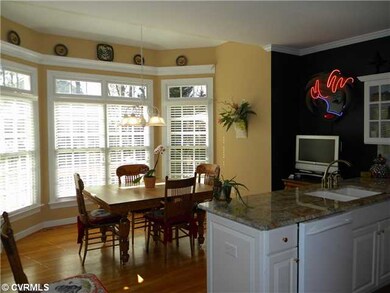 Breakfast Nook - door to left to screened porch/de