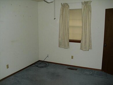 33108 Hardesty Rd, Shawnee, OK 74801 - photo 7