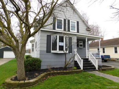 163 Stenzil St, North Tonawanda, NY 14120 - photo 3