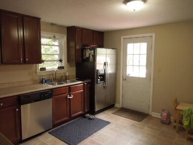 5 Campbell St, Allenstown, NH 03275 - photo 3