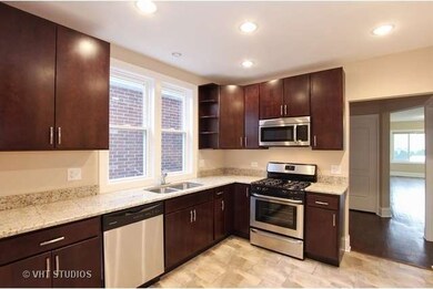 5425 W Parker Ave, Chicago, IL 60639 - photo 3