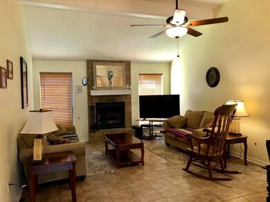 2421 Hedgerose Ln, Bay City, TX 77414 - photo 6