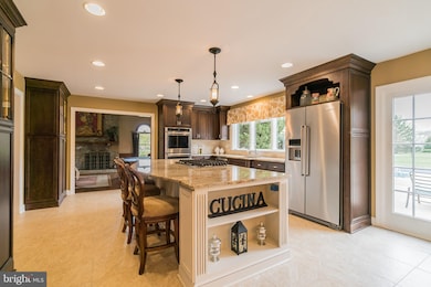 2872 White Tail Ct, Doylestown, PA 18902 - photo 7