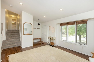 4113 SE 23rd St, Des Moines, IA 50320 - photo 3