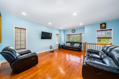 235 Laidlaw Ave, Jersey City, NJ 07306 - photo 3