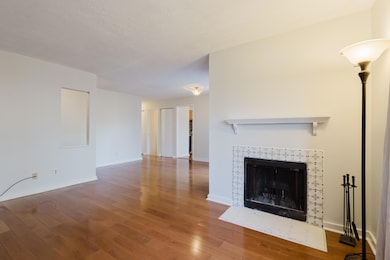 421 Redding Rd unit 14, Lexington, KY 40517 - photo 3