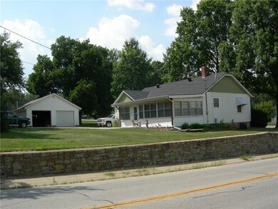 10301 W 49th St, Shawnee, KS 66203 - photo 3