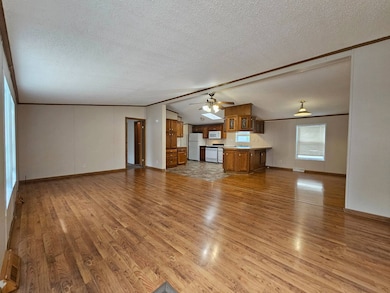 4245 W Jolly Rd unit 197, Lansing, MI 48911 - photo 3