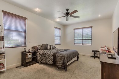 007_Master Bedroom