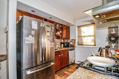 55 Gill Ln unit 21, Iselin, NJ 08830 - photo 5