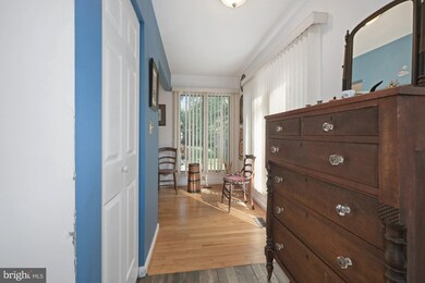 826 Chester Ave, Annapolis, MD 21403 - photo 4