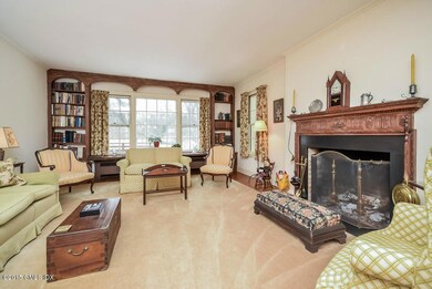 006-Living_Room-1432863-mls - Copy