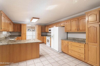 139 Lacy Ivy Rd, Potts Camp, MS 38659 - photo 7