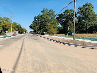 957-983 E Broadway Ave, Norton Shores, MI 49444 - photo 6